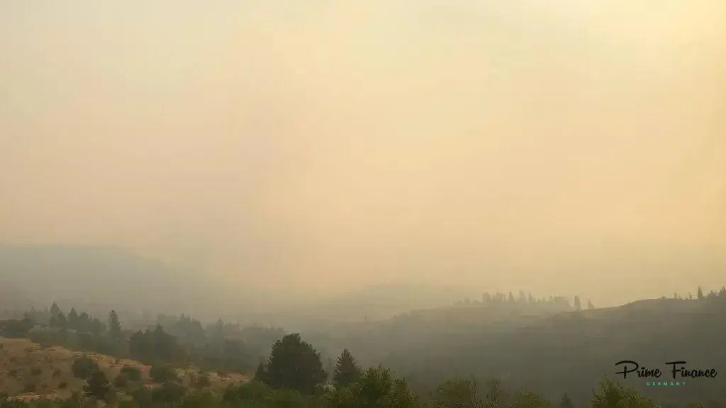 Wildfire smoke and air-quality warnings